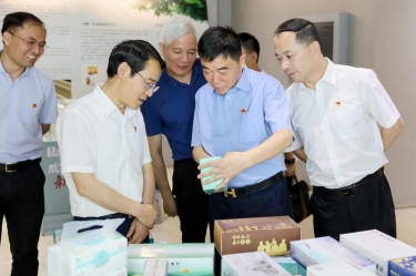 要聞 | 嘉興市委副書記、政法委書記帥燮瑯一行蒞臨景興紙業(yè)調(diào)研指導(dǎo)